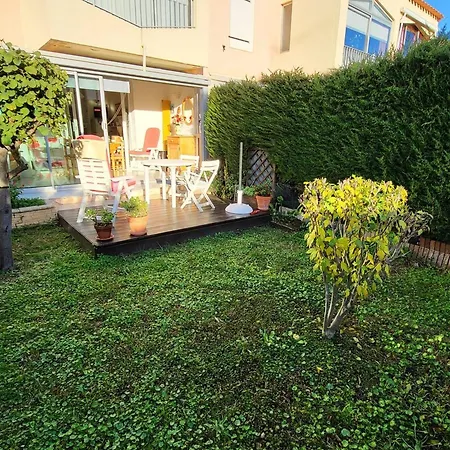 T2 Confortable Avec Jardin, Wi-fi Et Parking A 400m Des Plages - Fr-1-316-345 Six-Fours-les-Plages